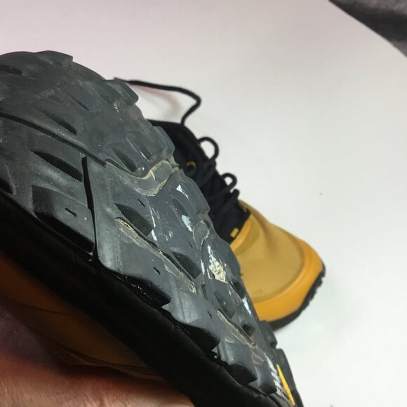 TOPO Mountain Racer 2 Shoe Men 9.5 Y Trail Running Mango Black Vibram Megagrip - Picture 12 of 12